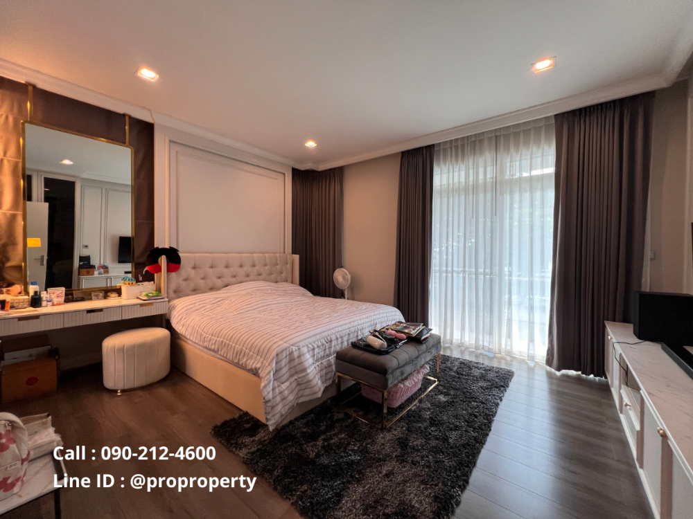 For SaleHouseEakachai, Bang Bon : The best location in the project Mantana Wongwaen-Bangbon Parking for 6 cars, very new condition, premium built-ins throughout, ready to move in.