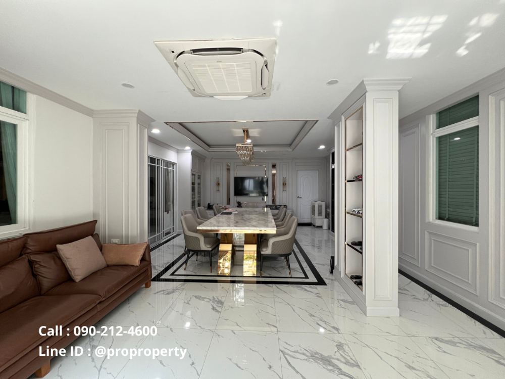 For SaleHouseEakachai, Bang Bon : The best location in the project Mantana Wongwaen-Bangbon Parking for 6 cars, very new condition, premium built-ins throughout, ready to move in.