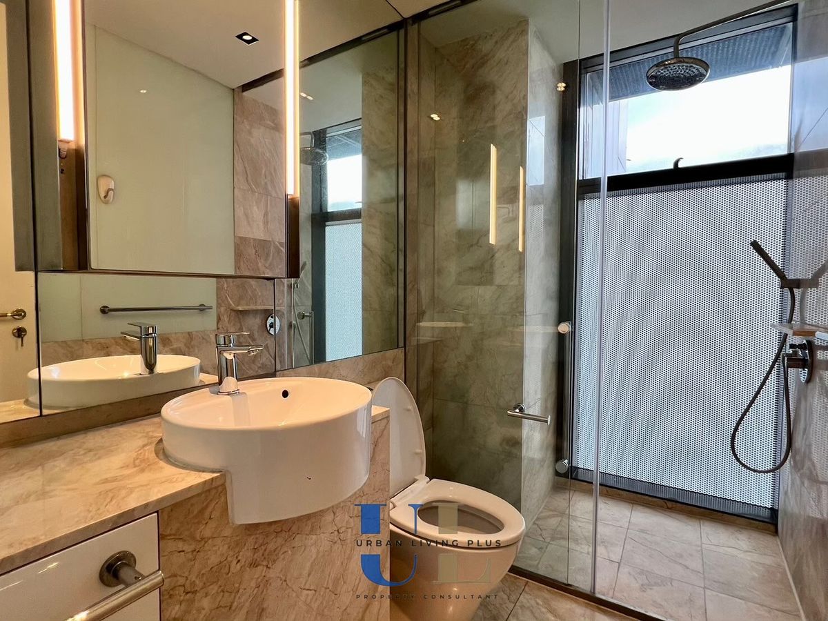 For RentCondoSathorn, Narathiwat : (UL2312221) Tel/Line 096-2479369 , RARE ITEM !! For Rent The Met Sathorn Condo, 3 bedrooms, 4 bathrooms + 1 maidroom🧹 197 Sq.M. High floor💥💥