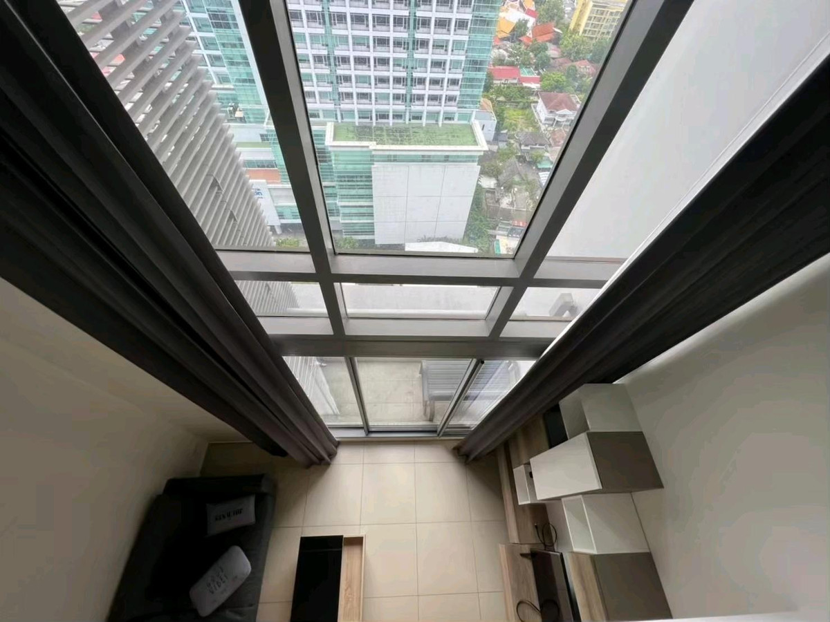 ให้เช่าคอนโดสุขุมวิท อโศก ทองหล่อ : 📌For RENT เช่า | The Lofts Ekkamai - 1BR Duplex (47 sqm) 30,000 THB