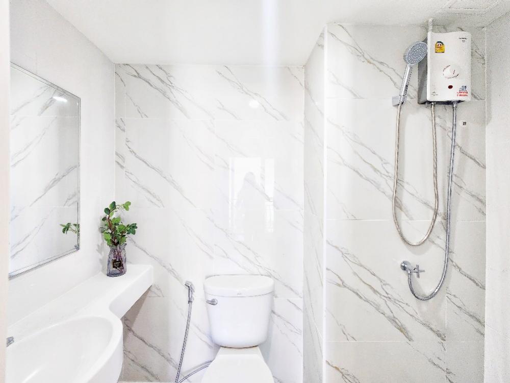 For SaleCondoOnnut, Udomsuk : Lumpini Ville On Nut 46 has a generous promotion. Get a refrigerator immediately ‼️