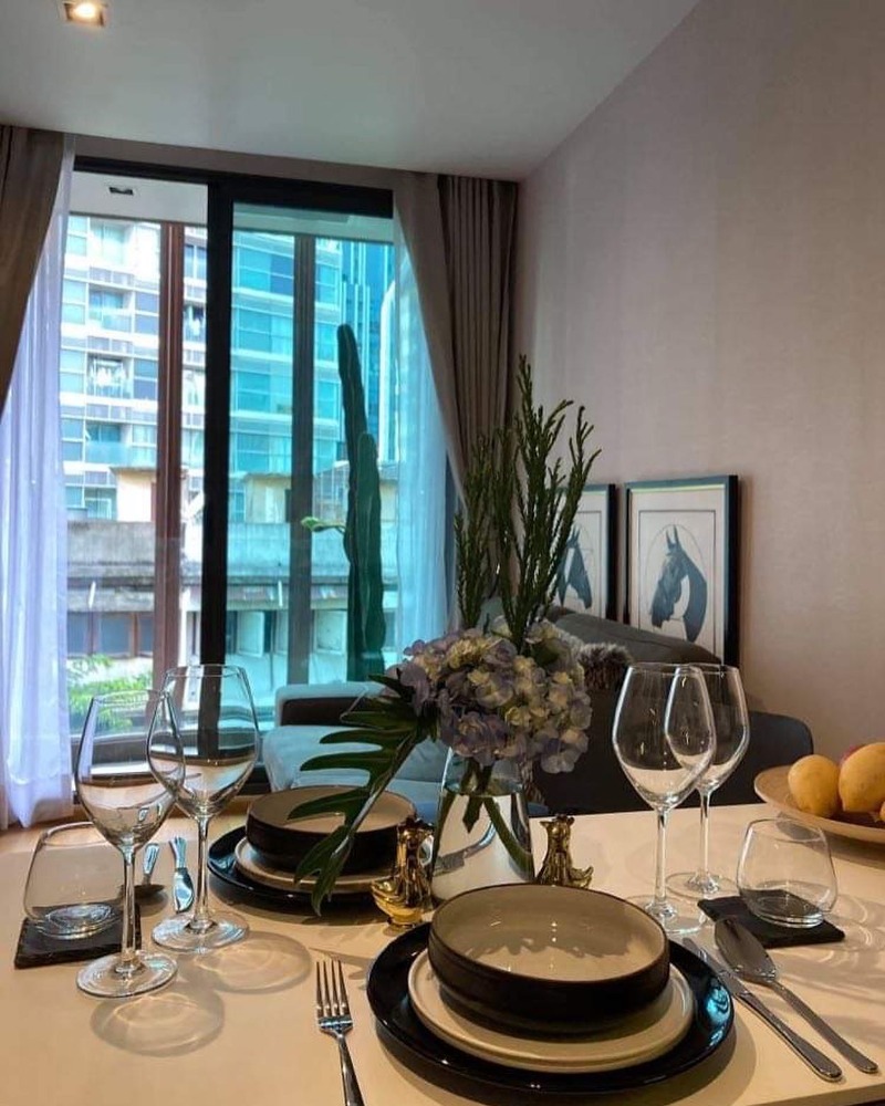 ขายคอนโดสยาม จุฬา สามย่าน : Altitude Samyan - Silom【𝐒𝐄𝐋𝐋】🔥2 ห้องนอน ตกแต่งสวย หรูหรา เครื่องใช้ครบสุดๆ เดินทางง่าย ใกล้MRTสามย่าน พร้อมเข้าอยู่🔥 ติดต่อไลน์ไอดี: @hacondo