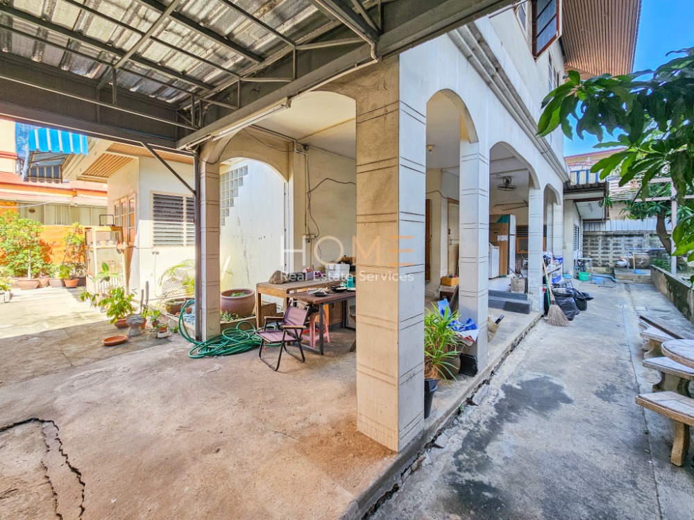 ขายที่ดินนวมินทร์ รามอินทรา : ที่ดินพร้อมสิ่งปลูกสร้าง รามอินทรา / 118 ตารางวา (ขาย), Land with Building Ramintra / 472 Square Metre (FOR SALE) TAN540