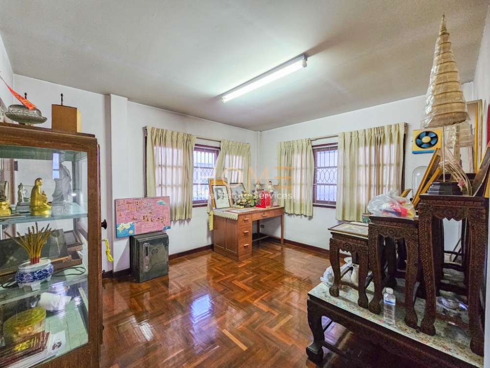 ขายที่ดินนวมินทร์ รามอินทรา : ที่ดินพร้อมสิ่งปลูกสร้าง รามอินทรา / 118 ตารางวา (ขาย), Land with Building Ramintra / 472 Square Metre (FOR SALE) TAN540