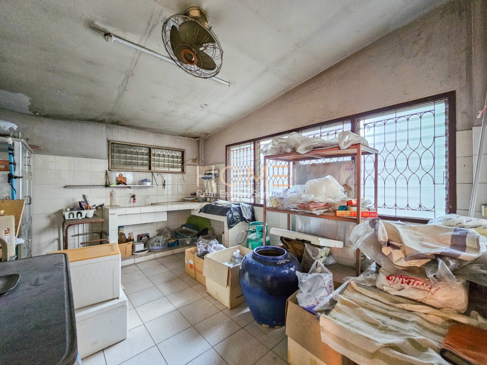 ขายที่ดินนวมินทร์ รามอินทรา : ที่ดินพร้อมสิ่งปลูกสร้าง รามอินทรา / 118 ตารางวา (ขาย), Land with Building Ramintra / 472 Square Metre (FOR SALE) TAN540