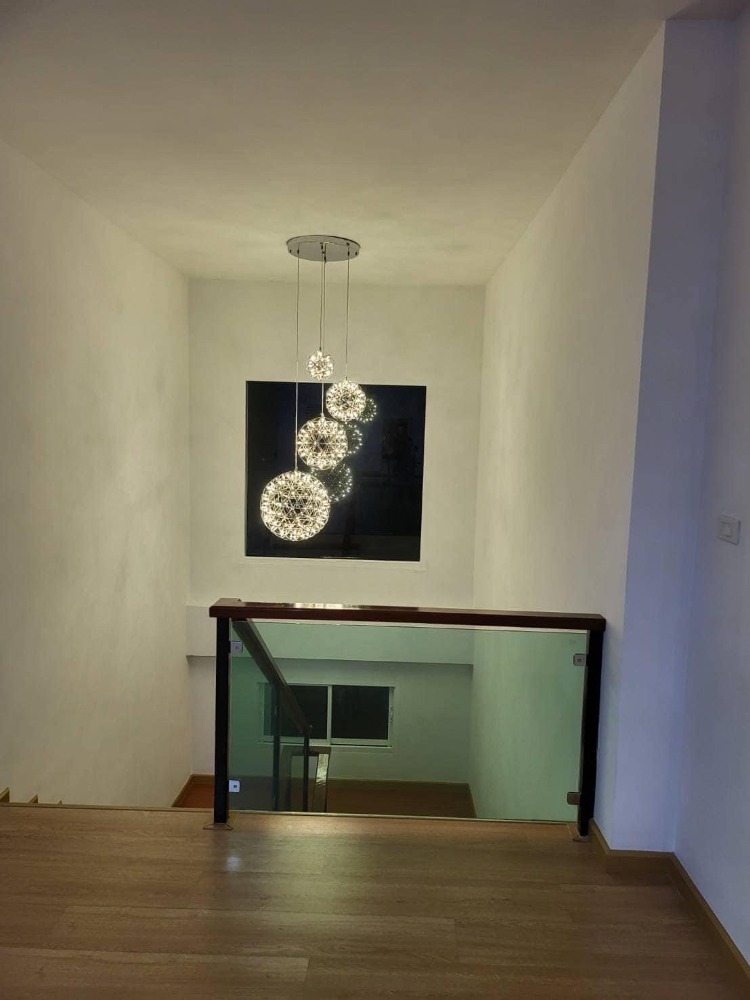 ● Modern style ● 3 storey single house 167.00 sq m. | 4 beds 4 parking | Near Bang Khae Piram Park 9 mins, Victoria Gardens 12 mins. Loading...