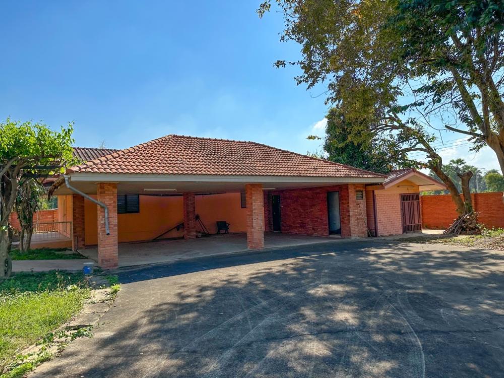 For SaleHouseCha-am Phetchaburi : Single-storey detached house for sale, area 3 rai, well fenced, with concrete road on 2 sides, near Puktian Beach and Cha-am Beach. The house is located in Nong Chok Subdistrict, Tha Yang District, Phetchaburi Province.