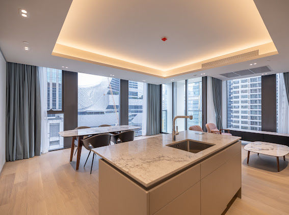 ให้เช่าคอนโดวิทยุ ชิดลม หลังสวน : Tonson One Residence: 2bed 2bath + powder room 118sqm 170,000/mth Am: 0656199198