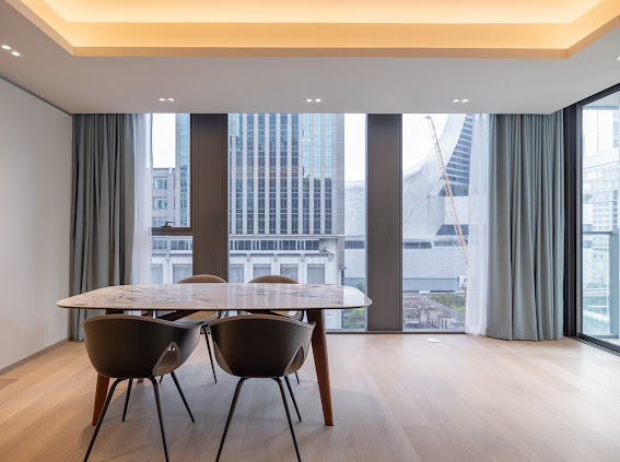 ให้เช่าคอนโดวิทยุ ชิดลม หลังสวน : Tonson One Residence: 2bed 2bath + powder room 118sqm 170,000/mth Am: 0656199198