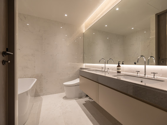 ให้เช่าคอนโดวิทยุ ชิดลม หลังสวน : Tonson One Residence: 2bed 2bath + powder room 118sqm 170,000/mth Am: 0656199198