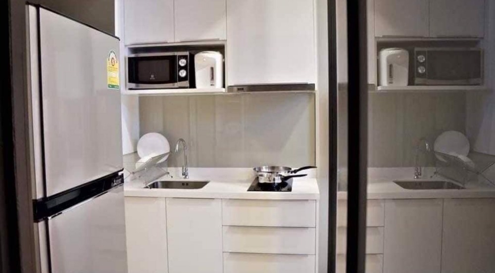 ขายคอนโดพระราม 9 เพชรบุรีตัดใหม่ RCA : S-CRA105 ชีวาทัย อโศก 31 ตรม. ชั้น 11 สองชั้น แต่งครบ 4.9 ล้าน 064-959-8900