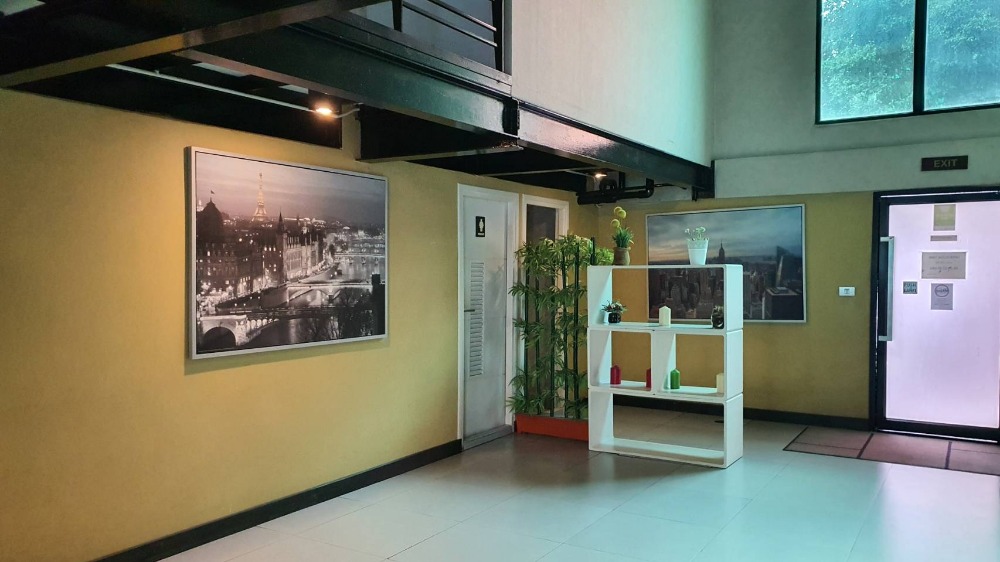 ขายกิจการโรงแรม & กิจการอพาร์ตเมนต์ลาดพร้าว เซ็นทรัลลาดพร้าว : ขายโรงแรม 3 ดาว ใจกลางเมือง ใกล้ 5 แยกลาดพร้าว สวนจตุจักร เซ็นทรัลลาดพร้าว ปัจจุบันเปิดบริการอยู่ ลูกค้าต่างชาติและคนไทย โรงแรมแวดล้อมด้วยออฟฟิศ สำนักงาน ธนาคาร แหล่งชุมชน การเดินทางสะดวก