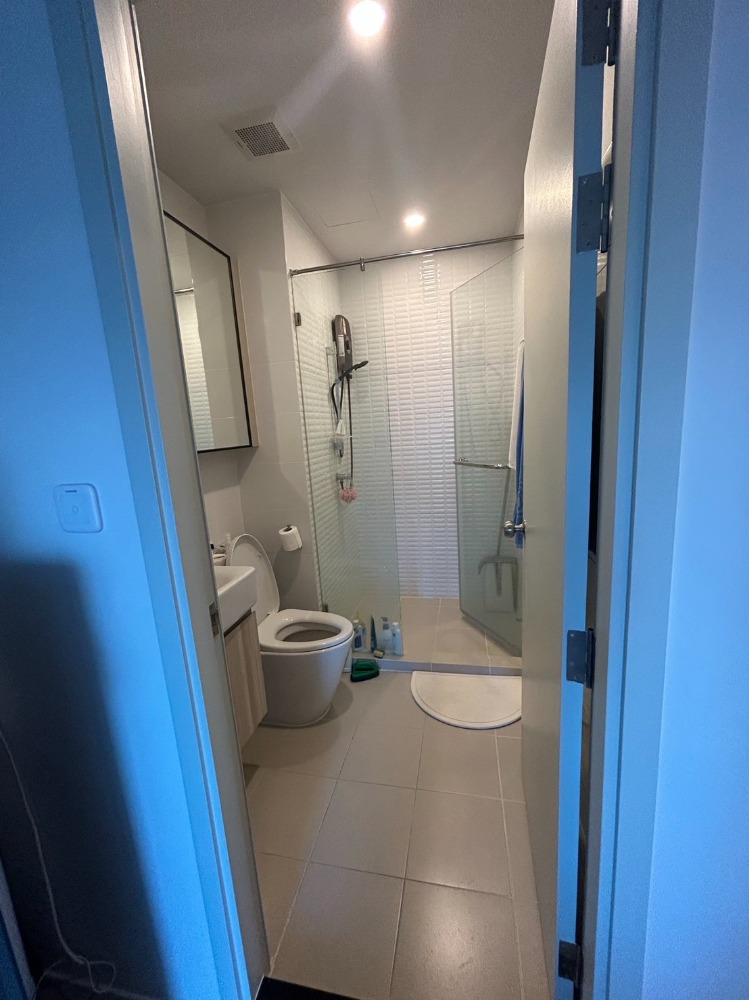 For SaleCondoKasetsart, Ratchayothin : Urgent sale!! 1 bedroom condo | Chewathai Kaset-Nawamin | No. 38/490, 20th floor, size 33.62 sq m.