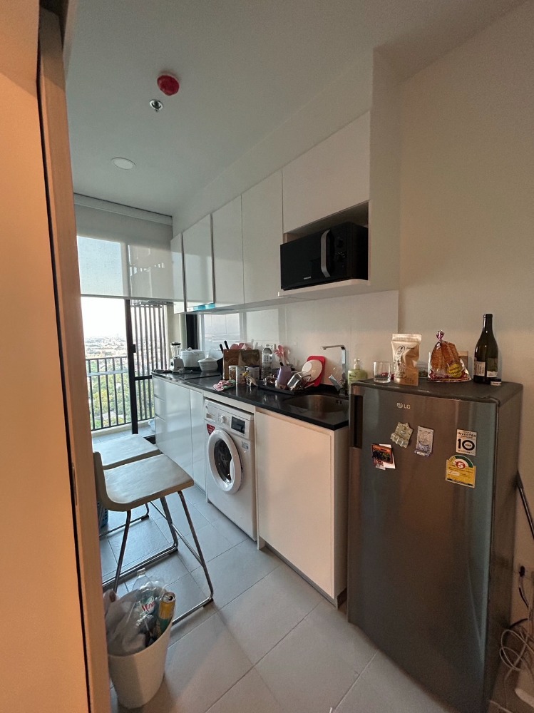 For SaleCondoKasetsart, Ratchayothin : Urgent sale!! 1 bedroom condo | Chewathai Kaset-Nawamin | No. 38/490, 20th floor, size 33.62 sq m.