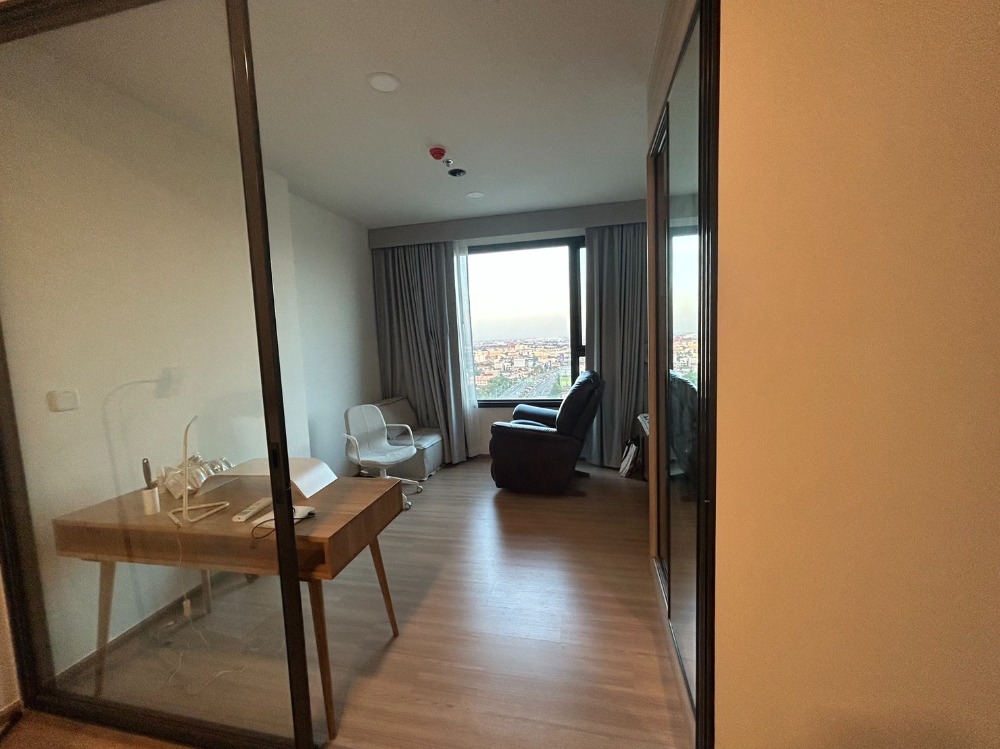 For SaleCondoKasetsart, Ratchayothin : Urgent sale!! 1 bedroom condo | Chewathai Kaset-Nawamin | No. 38/490, 20th floor, size 33.62 sq m.