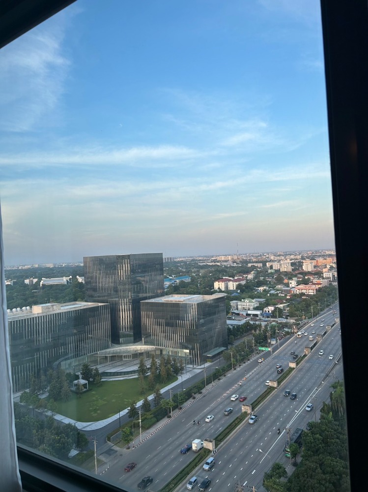 For SaleCondoKasetsart, Ratchayothin : Urgent sale!! 1 bedroom condo | Chewathai Kaset-Nawamin | No. 38/490, 20th floor, size 33.62 sq m.