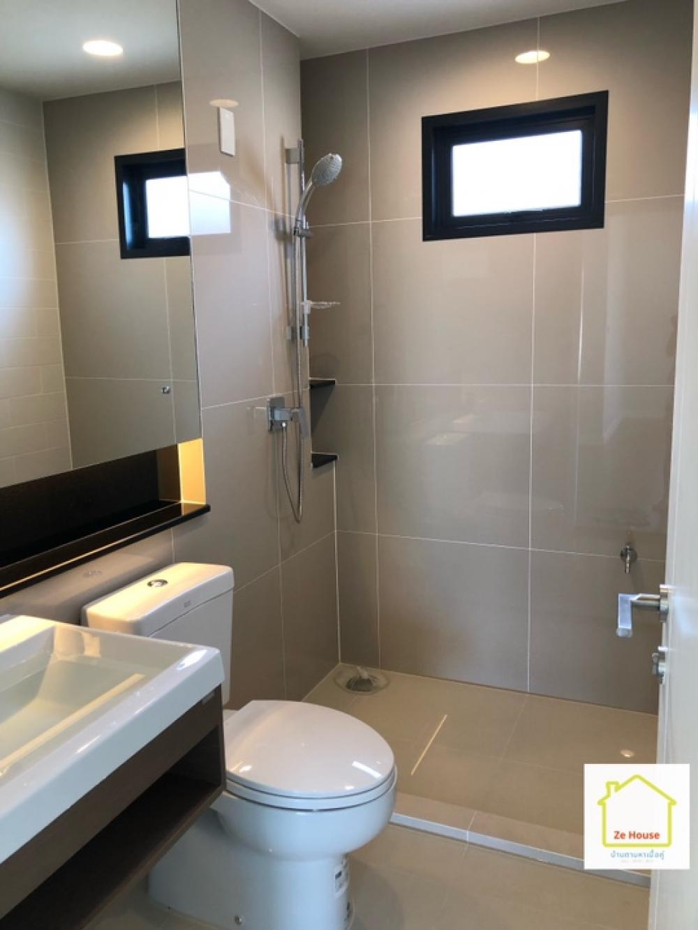 For RentHousePathum Thani,Rangsit, Thammasat : Single house for rent, Setthasiri, Wongwaen-Lam Luk Ka, Lam Luk Ka Road, Pathum Thani, beautiful house, good society