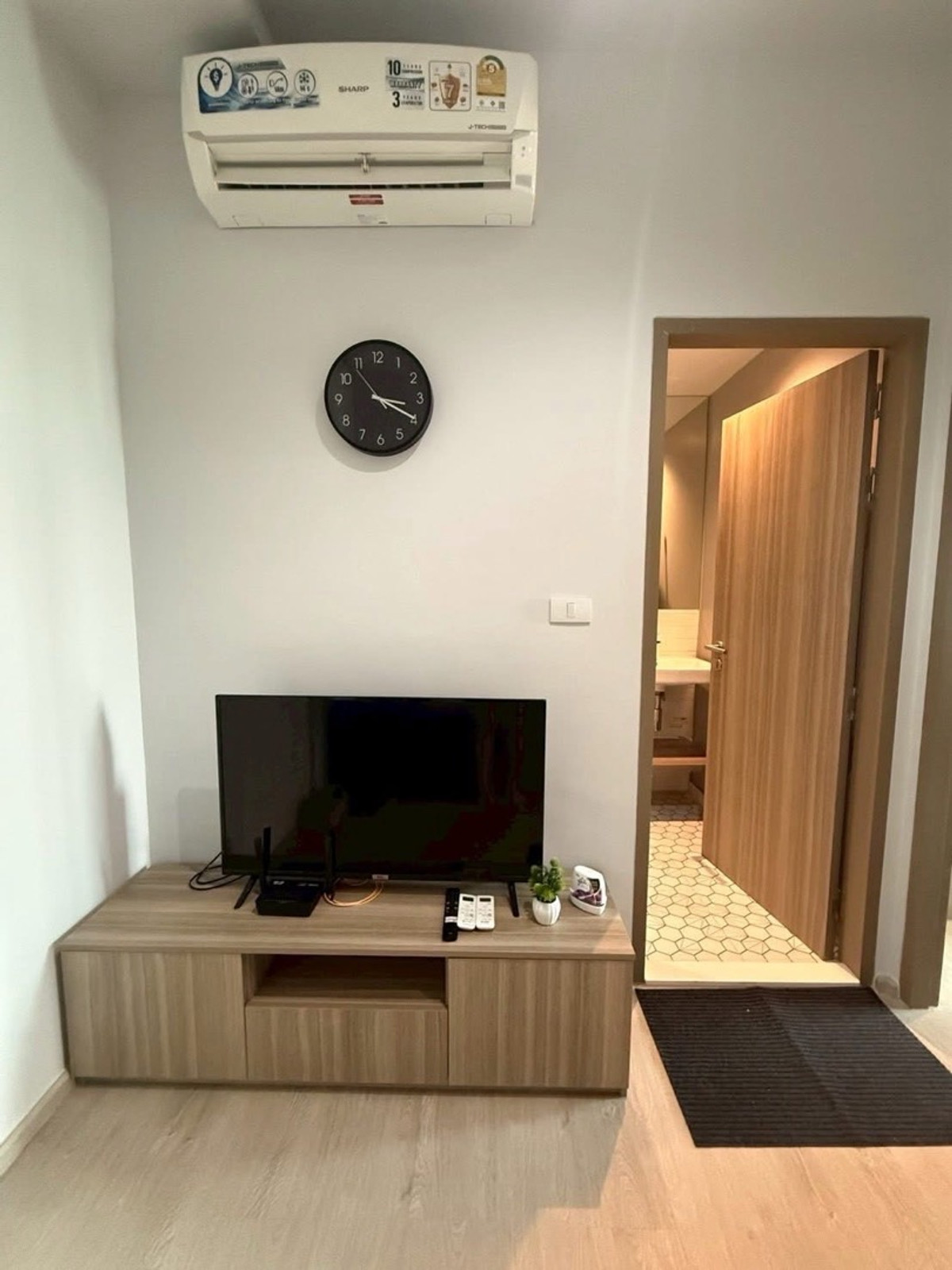 ให้เช่าคอนโดท่าพระ ตลาดพลู วุฒากาศ : เช่า Altitude Unicorn สาทร ท่าพระ 🦄  ห้องสวย เฟอร์ครบ ติดBTSตลาดพลูสนใจ Line ID : @ladysai (มี@ด้วย)