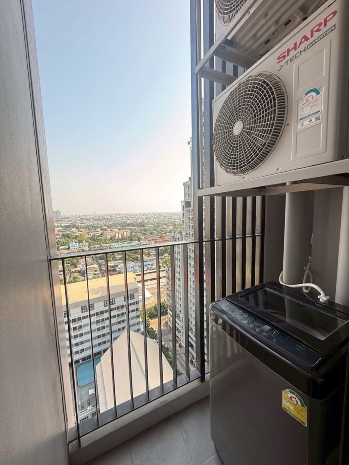 ให้เช่าคอนโดท่าพระ ตลาดพลู วุฒากาศ : เช่า Altitude Unicorn สาทร ท่าพระ 🦄  ห้องสวย เฟอร์ครบ ติดBTSตลาดพลูสนใจ Line ID : @ladysai (มี@ด้วย)