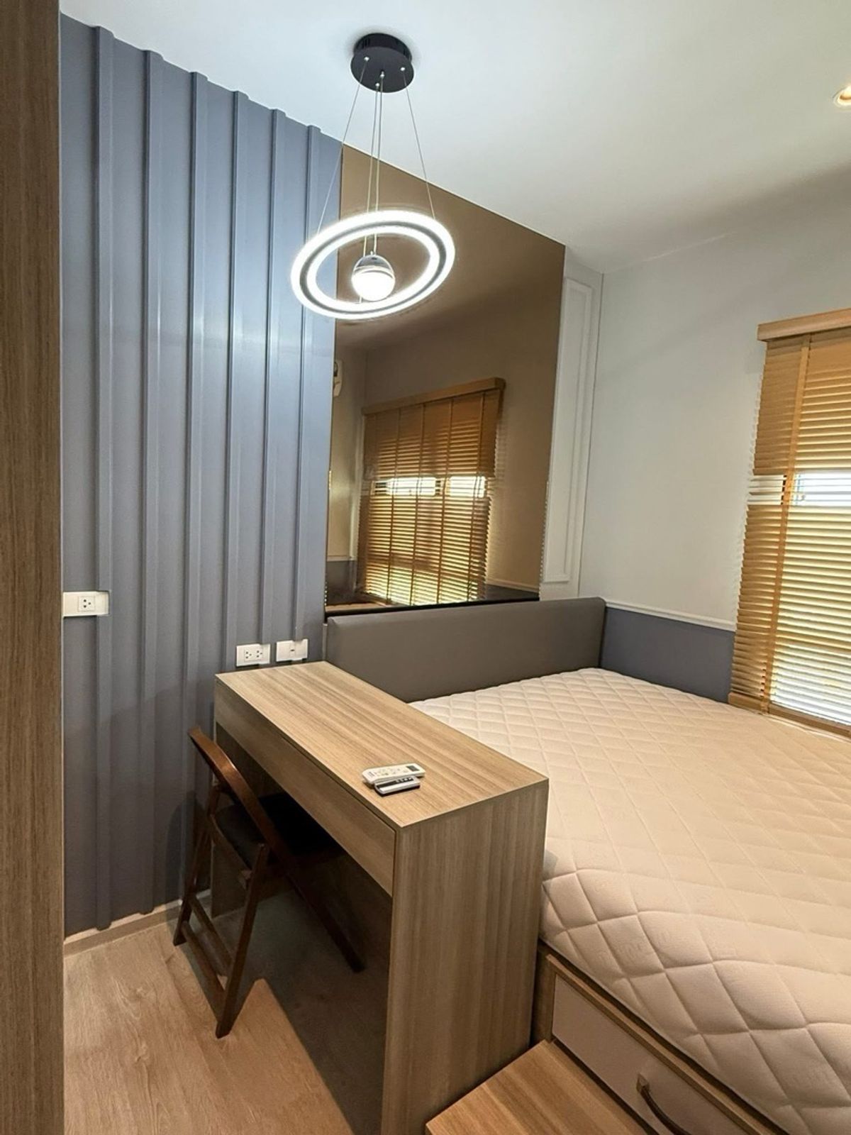 For RentCondoThaphra, Talat Phlu, Wutthakat : For rent Altitude Unicorn Sathorn Tha Phra 🦄 beautiful room, fully furnished, next to BTS Talat Phlu, inbox Line ID: @ladysai (with @)