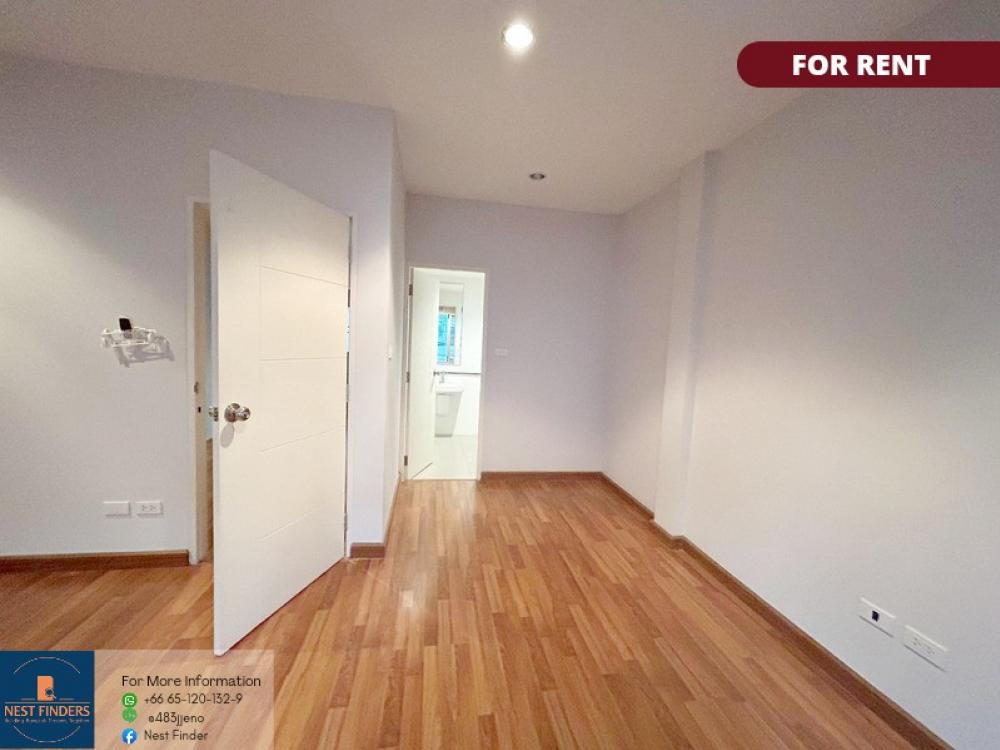 For RentTownhomePattanakan, Srinakarin : 3 bedroom house at The exclusive Pattanakarn 44.
