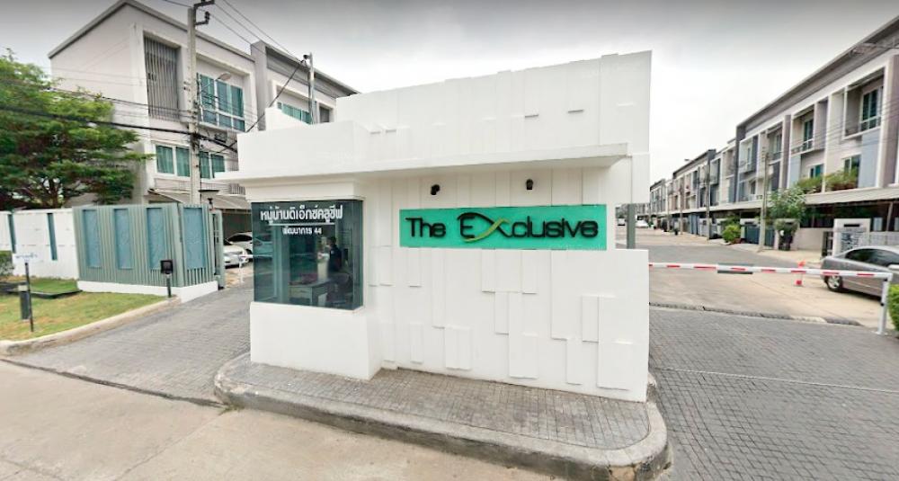 For RentTownhomePattanakan, Srinakarin : 3 bedroom house at The exclusive Pattanakarn 44.