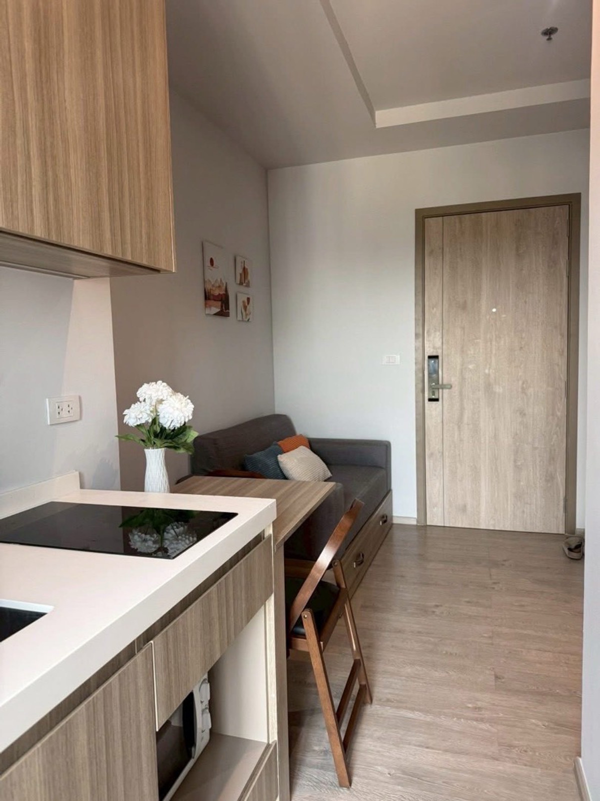 ให้เช่าคอนโดท่าพระ ตลาดพลู วุฒากาศ : เช่า Altitude Unicorn สาทร ท่าพระ 🦄  ห้องสวย เฟอร์ครบ ติดBTSตลาดพลูสนใจ Line ID : @ladysai (มี@ด้วย)