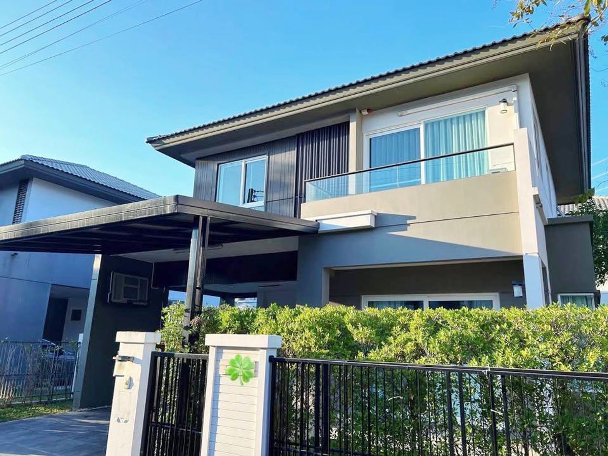 ให้เช่าบ้านเชียงใหม่ : บ้านสวยในโครงการ ให้เช่าเดือนละ 30,000 บาท ใกล้ม.พายัพเพียง 5 นาที No.6H212