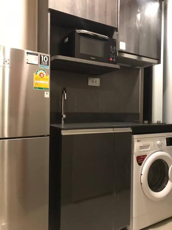 For RentCondoSiam Paragon ,Chulalongkorn,Samyan : Ashton Chula - Silom【𝐑𝐄𝐍𝐓】🔥Minimal room simple decoration City center view Fully furnished Near Sam Yan MRT 🔥Contact Line ID: @hacondo