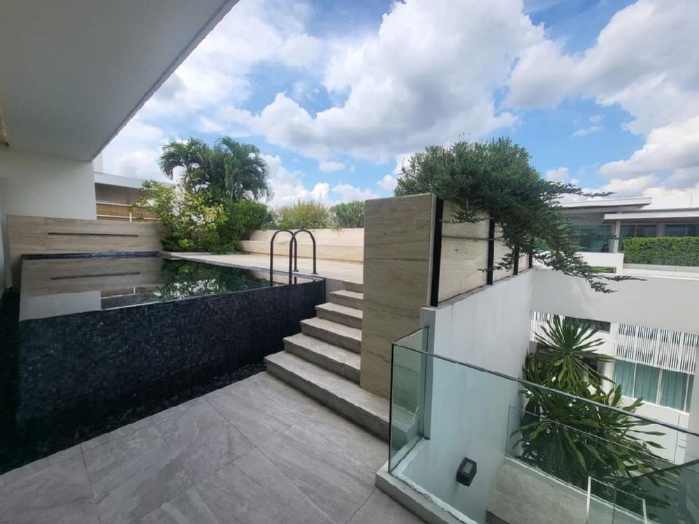 ขายบ้านเลียบทางด่วนรามอินทรา : ขายบ้านเดี่ยวโครงการ Vive เอกมัย-รามอินทราType ใหญ่ ติดสวนวิวสวย