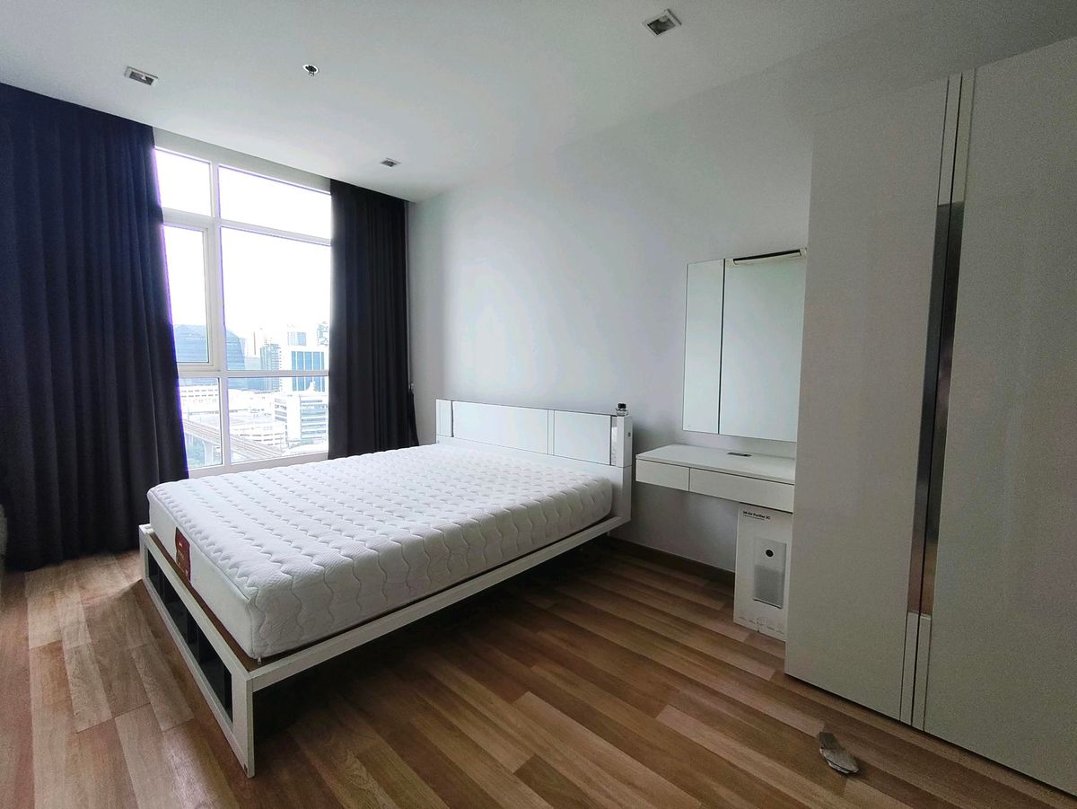 For RentCondoRatchathewi,Phayathai : Condo for rent,Ideo Verve Ratchaprarop, 2 bedroom, 1 bathroom, 50 sq m. Fully furnished, only 19,000 baht, contact ID Line: @Roomdd