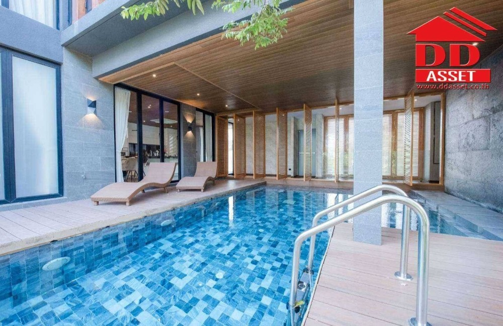 ขายบ้านลาดกระบัง สุวรรณภูมิ : Bibury Village Srinakharin ไบบิวรี่ วิลเลจ ศรีนครินทร์ บ้านหรู 4 ชั้น พร้อมลิฟต์ พร้อมสระว่ายน้ำ รหัส H8020