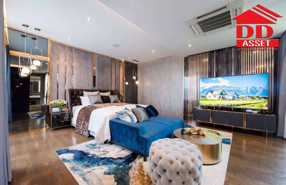 ขายบ้านลาดกระบัง สุวรรณภูมิ : Bibury Village Srinakharin ไบบิวรี่ วิลเลจ ศรีนครินทร์ บ้านหรู 4 ชั้น พร้อมลิฟต์ พร้อมสระว่ายน้ำ รหัส H8020