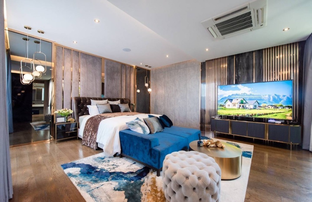 ขายบ้านลาดกระบัง สุวรรณภูมิ : Bibury Village Srinakharin ไบบิวรี่ วิลเลจ ศรีนครินทร์ บ้านหรู 4 ชั้น พร้อมลิฟต์ พร้อมสระว่ายน้ำ รหัส H8020