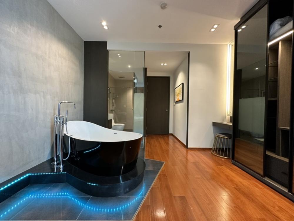 For RentCondoRama3 (Riverside),Satupadit : 🌇🎊 Parco Condominium for rent, 2 bedrooms - beautiful room, good condition, quiet, most private in Yen Akat area.