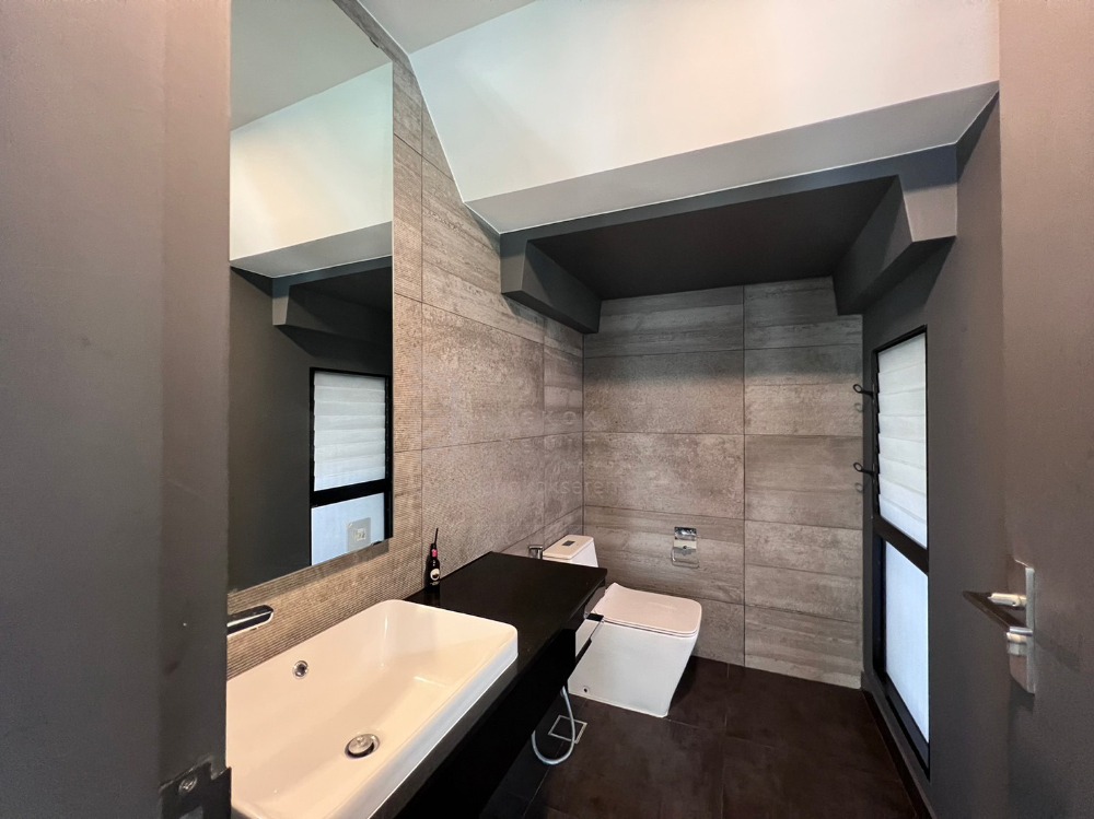 For RentHouseBangna, Bearing, Lasalle : Pet Friendly Townhome for rent at Vive Bangna Km.7