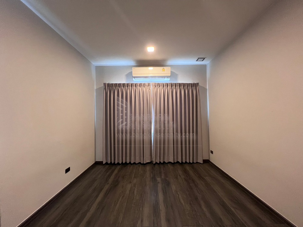 For RentHouseBangna, Bearing, Lasalle : Pet Friendly Townhome for rent at Vive Bangna Km.7