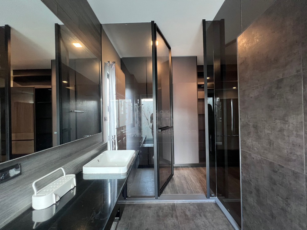 For RentHouseBangna, Bearing, Lasalle : Pet Friendly Townhome for rent at Vive Bangna Km.7