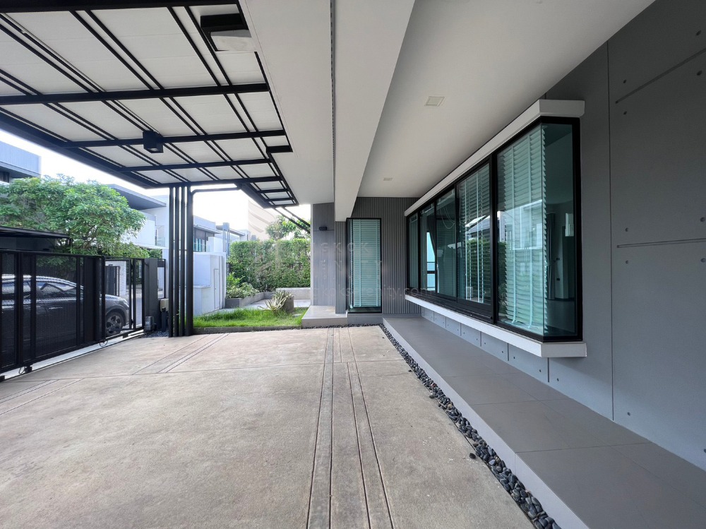 For RentHouseBangna, Bearing, Lasalle : Pet Friendly Townhome for rent at Vive Bangna Km.7