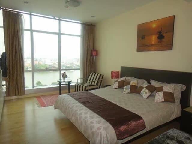 For RentCondoWongwianyai, Charoennakor : For rent 🎉Baan Sathorn Chaopraya🎉 Luxury condo along the Chao Phraya River, 2 bedrooms, fully furnished and electrical appliances. Next to Saphan Taksin, near Icon Siam.