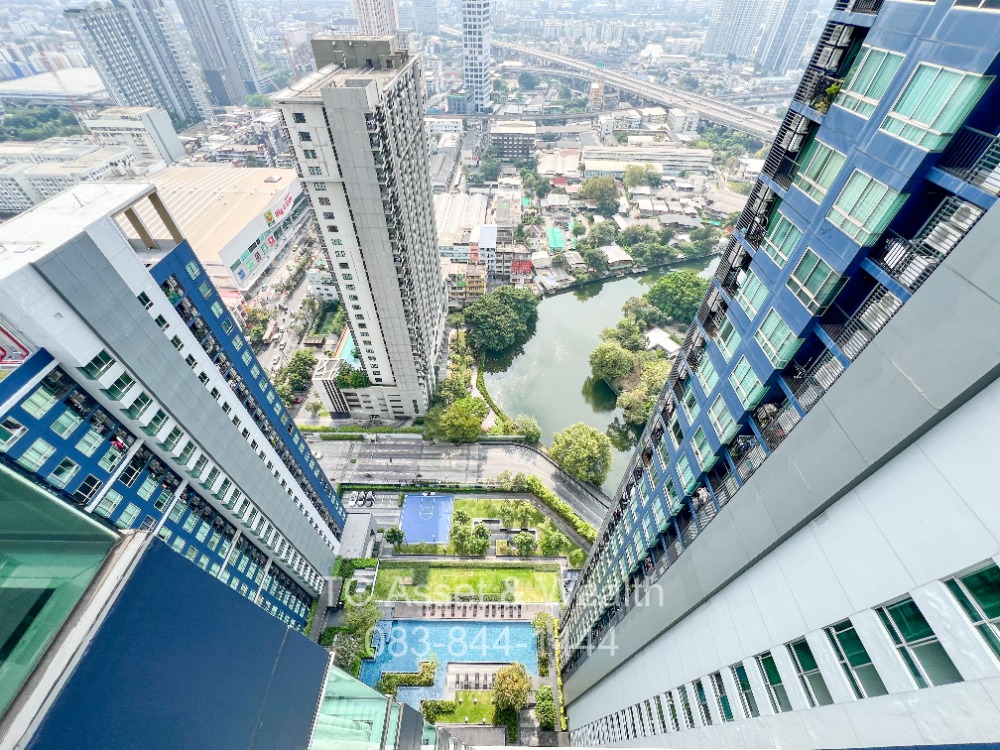 For SaleCondoOnnut, Udomsuk : 🔥Urgent! The Base Sukhumvit 77, 1 bedroom, 30.33 sq m, 35+ floor, pool view and canal view, fully furnished, room in very good condition. Never rented out🔥starts only 2.7 million!