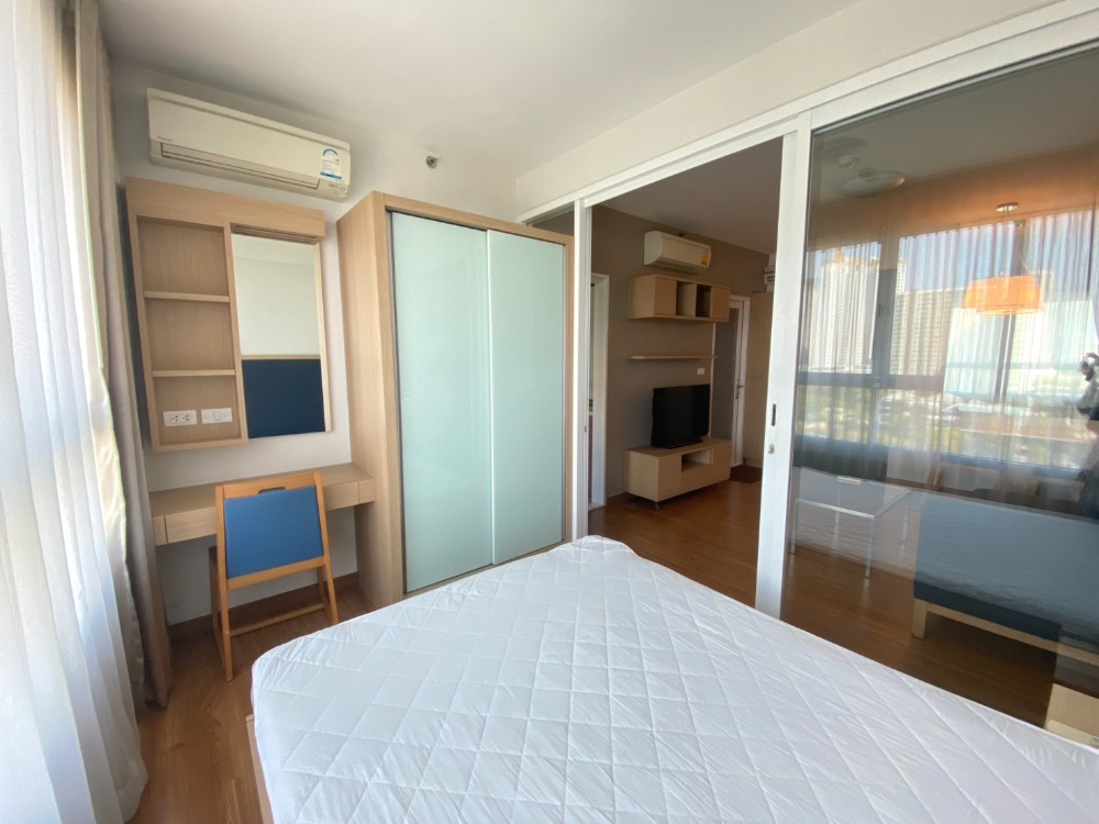 ให้เช่าคอนโดพระราม 9 เพชรบุรีตัดใหม่ RCA : 🏙️ CONDO FOR RENT!เฟอร์ครบ ราคาดีมาก?“ I-biza Residence | เดินถึง RCA! ใกล้ Central พระราม 9 | เช่าแค่ 15,000 บาท/เดือน