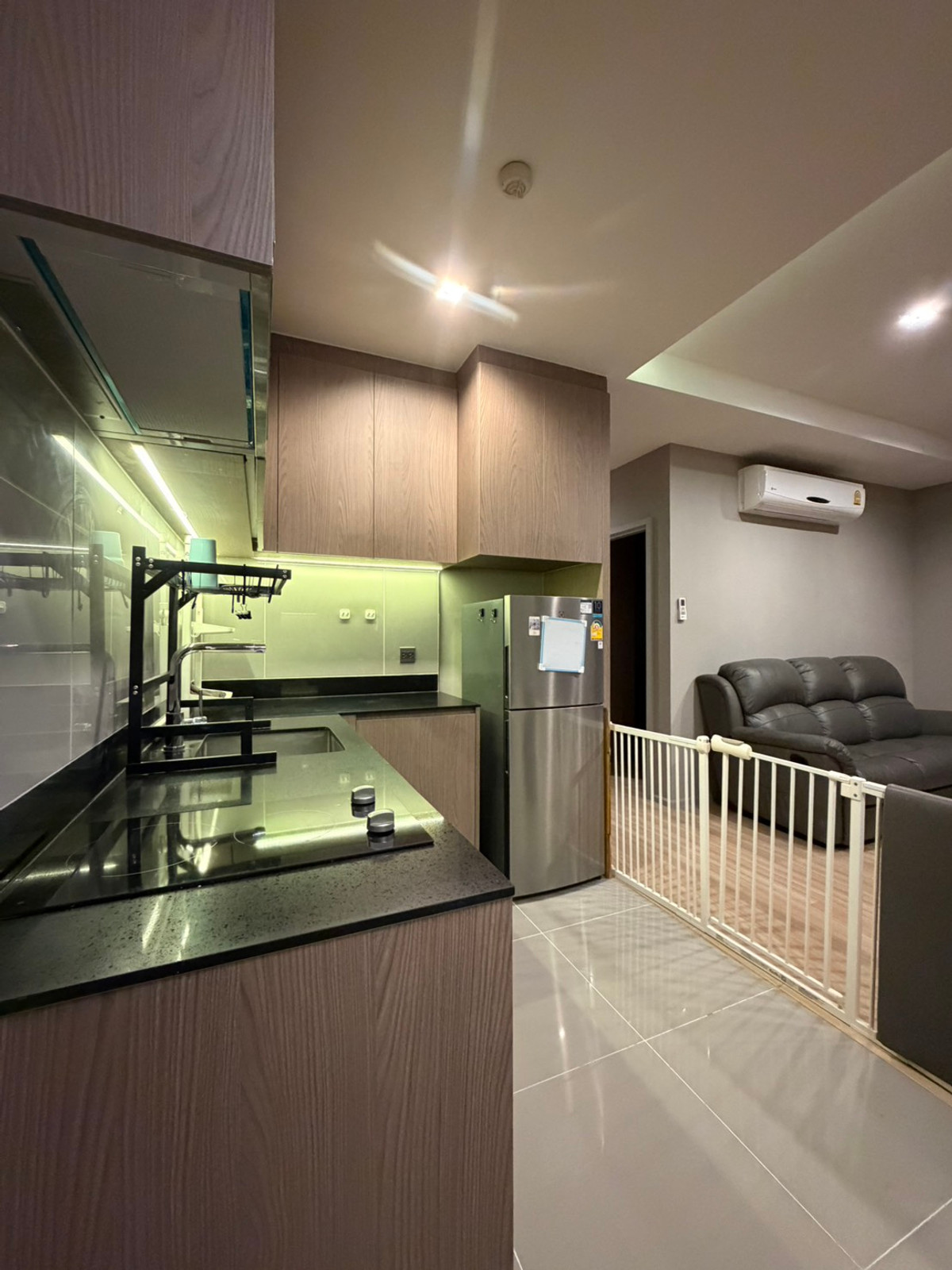 ให้เช่าคอนโดสะพานควาย จตุจักร : คอนโดเอ็ม จตุจักร Pet friendly เพียง 38,000 บาท เข้าอยู่ได้เลย ติดสวนจตุจักร กรมขนส่ง รถไฟฟ้าสะพานควาย จตุจักร หมอชิต Fully furnished