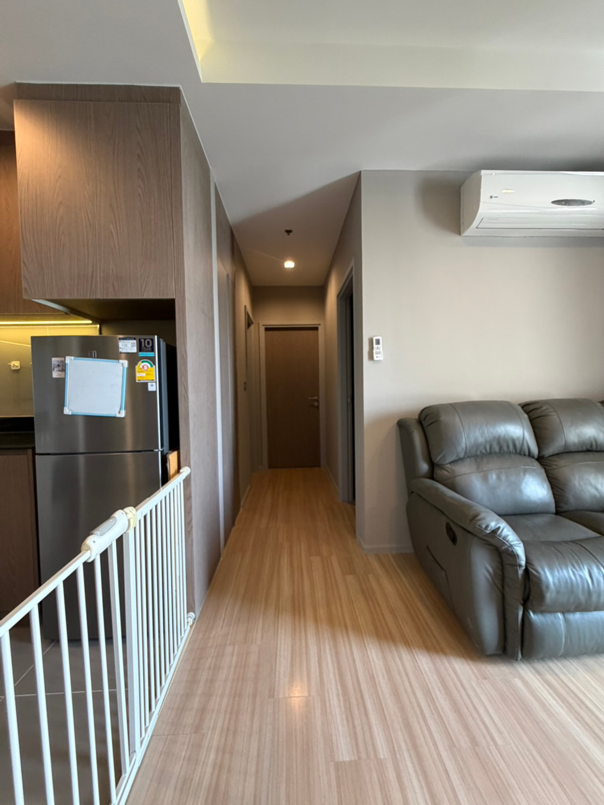 For RentCondoSapankwai,Jatujak : Condo M Jatujak, Pet friendly, only 38,000 baht, Ready to move in. Next to Chatuchak Park, Department of Transport, Saphan Khwai BTS, Chatuchak, Mo Chit, Fully furnished.