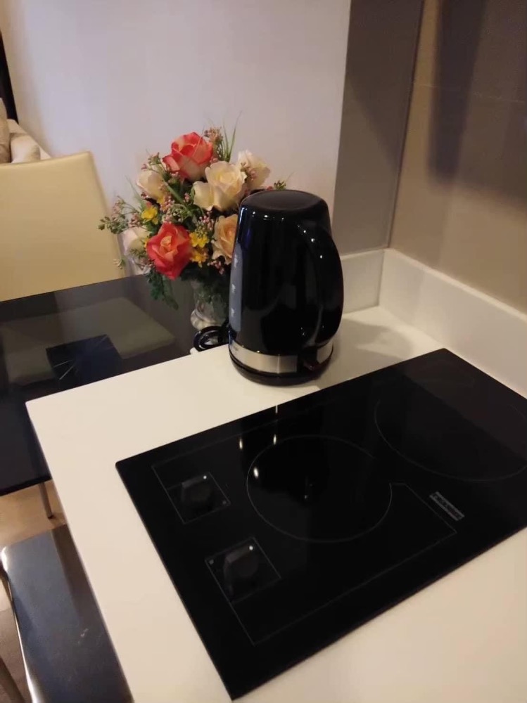 ให้เช่าคอนโดสาทร นราธิวาส : ให้เช่า 🔥Rhythm Sathorn🔥 ห้องสวย วิวเมือง เฟอร์ครบพร้อมเครื่องใช้ไฟฟ้า พร้อมเข้าอยู่ 🚆ใกล้ BTS สะพานตากสิน