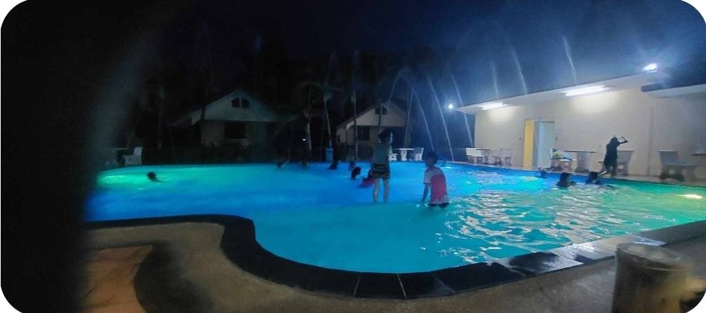 For SaleHotel&Apartment BusinessChaiyaphum : Land for sale with 10 resorts, a swimming pool, restaurant, bar counter and 1 house.