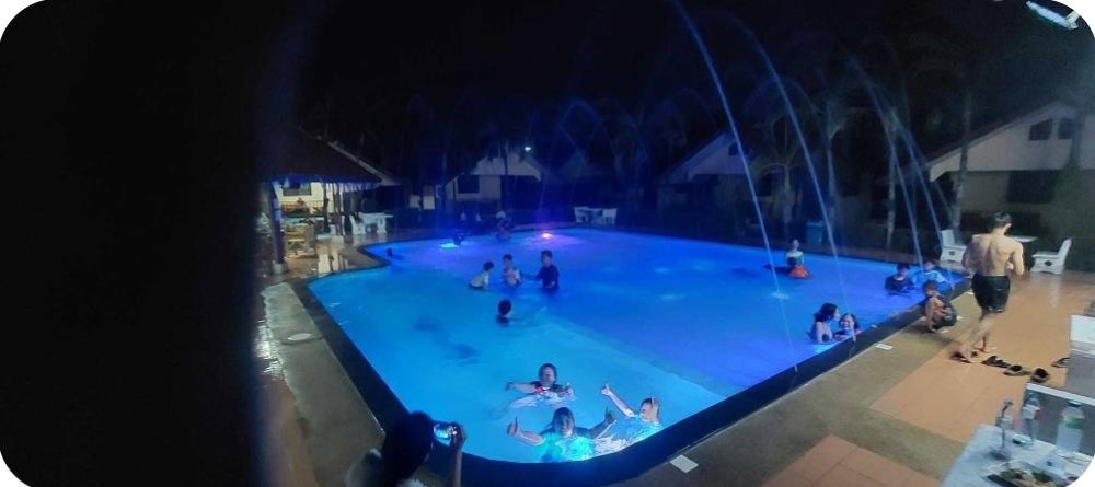 For SaleHotel&Apartment BusinessChaiyaphum : Land for sale with 10 resorts, a swimming pool, restaurant, bar counter and 1 house.