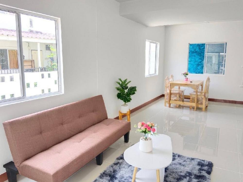 For SaleTownhomePathum Thani,Rangsit, Thammasat : 2-story townhouse for sale on the edge of Pruksa Village 71. (Soi Wat Phrai Fa) Bang Duea, Mueang Pathum Thani, Nonthaburi, Pathum Thani Market