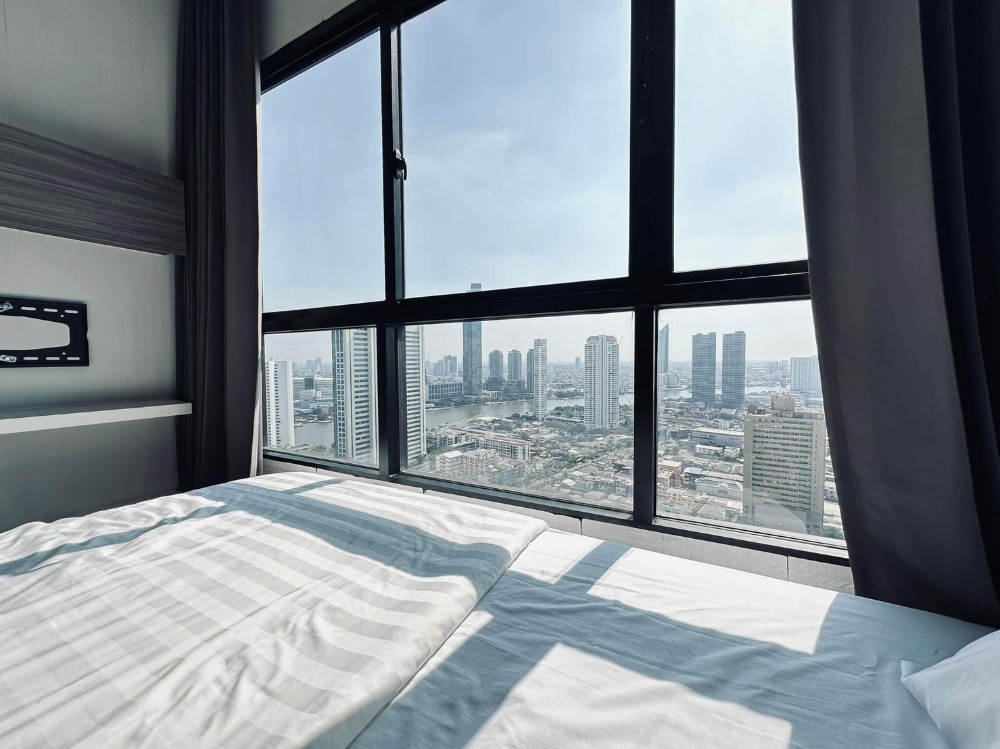 For RentCondoWongwianyai, Charoennakor : For rent✨Urbano Absolute Sathron Taksin✨ Charoen Nakhon area, near BTS Charoen Krung, Icon Siam, Sathorn, Silom, furniture, complete electrical appliances.