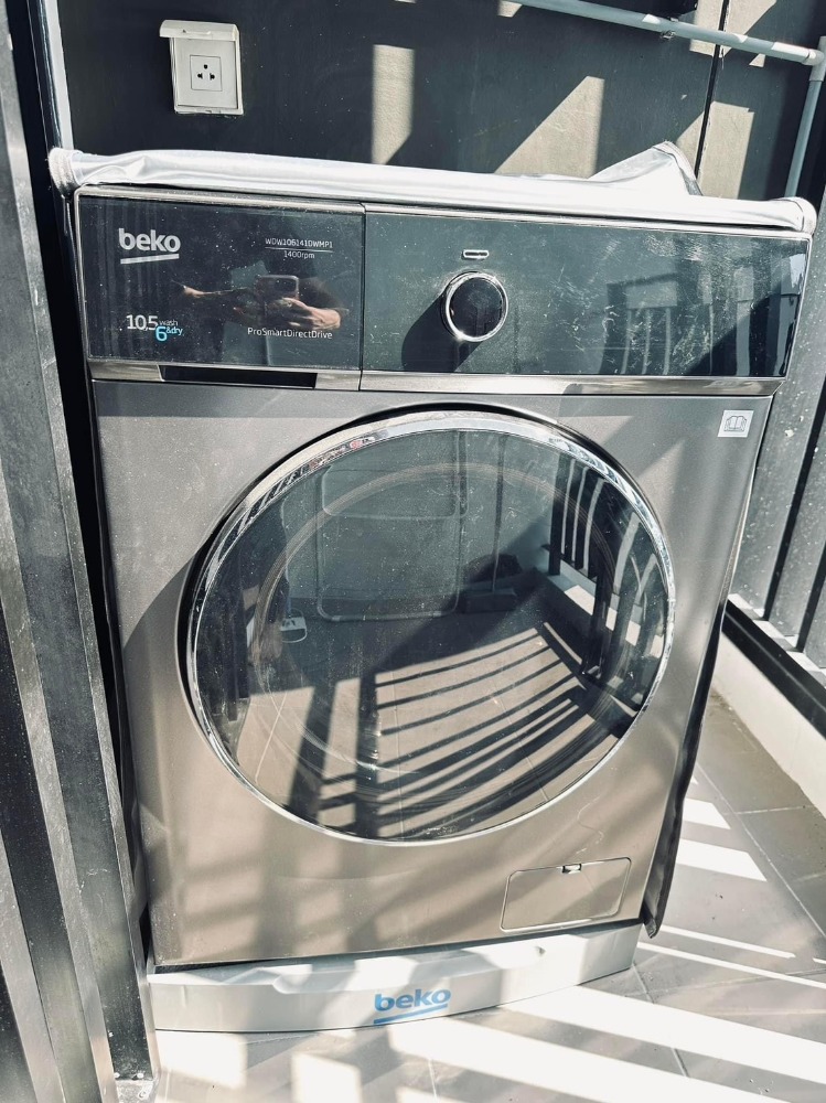 For RentCondoWongwianyai, Charoennakor : For rent✨Urbano Absolute Sathron Taksin✨ Charoen Nakhon area, near BTS Charoen Krung, Icon Siam, Sathorn, Silom, furniture, complete electrical appliances.